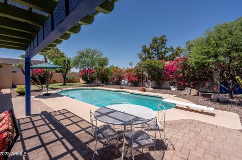 3412 Dunlap Ave, Phoenix AZ 85020-3024 exterior