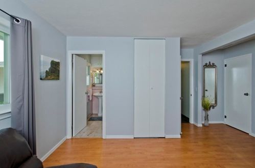 95 Llewellyn Dr, Montgomery MA 01085-2513 exterior