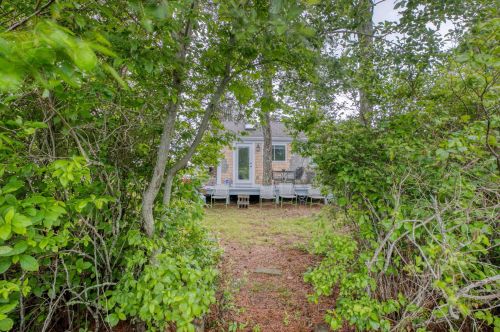 280 Great Pond Rd, Eastham MA  02642-2402 exterior