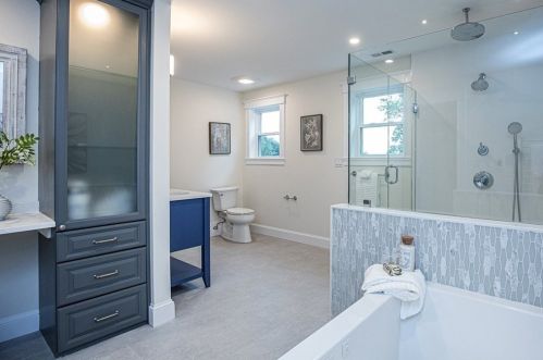 77 Hodge Rd, Arlington MA  02474-1933 exterior