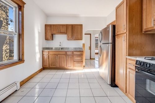 222 Clark Ave, Chelsea MA 02150-2514 exterior