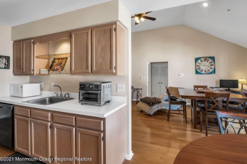 47 Tower Hl Dr, Tinton Falls NJ 07701-2400 exterior