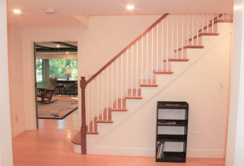 104 Clarke Cir, Needham, MA 02492-1307