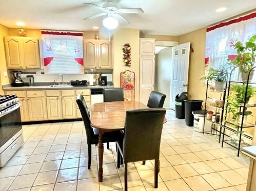 592 Washington Ave, Chelsea MA 02150-3907 exterior