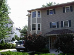 65 Faxon St, Newton, MA 02458-1034