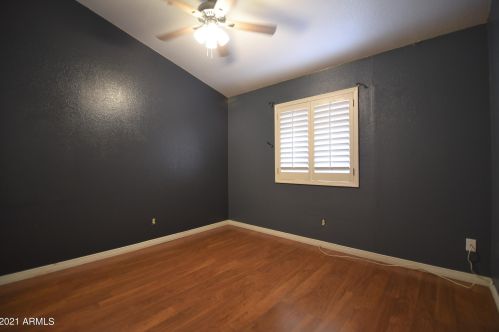 1932 Alta Vista Rd, Phoenix AZ 85041-5443 exterior