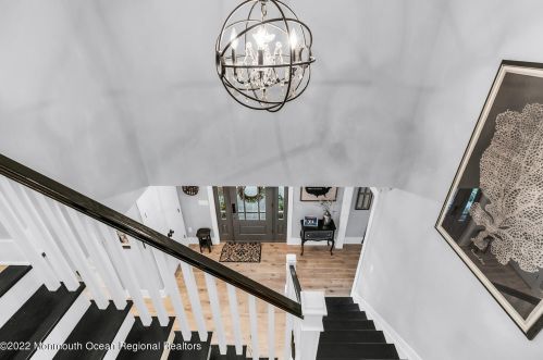 61 Winding Way, Little Silver NJ 07739-1720 exterior