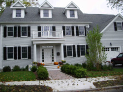 39 Beethoven Ave, Newton, MA 02468-1732
