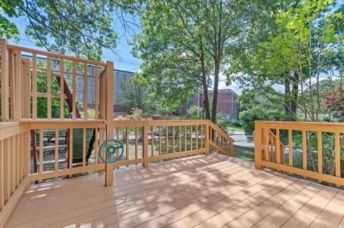 35 Vernon St, Newton MA 02458-2046 exterior