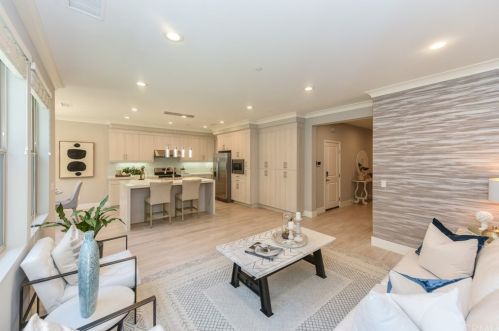 32 Larkfield, Irvine CA 92620-2140 exterior