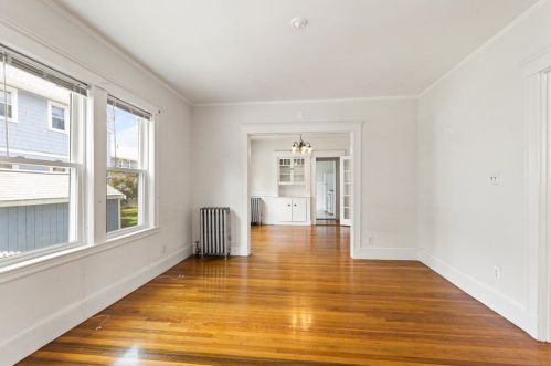 13 Edith St, Arlington MA 02474-8820 exterior