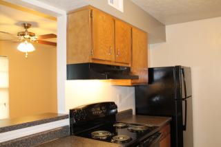 3708 Taylorsville Rd, Louisville KY  40220-1356 exterior