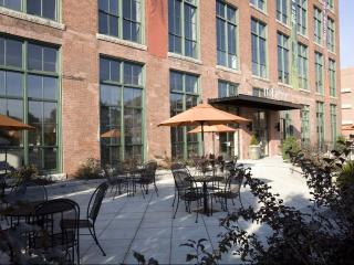 27 Jackson St, Lowell MA  01852-2137 exterior