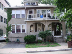 15 Bacon St, Newton, MA 02458-1615