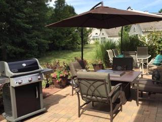 8955 Ashwood Ct, Cleveland OH  44138-3744 exterior