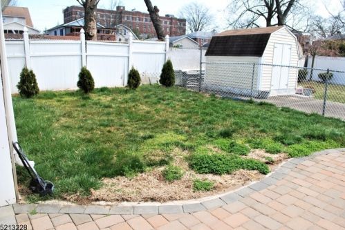 94 Fairway Ave, Belleville NJ  07109-1464 exterior