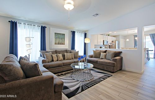 6426 38 Dr, Phoenix AZ 85029-2007 exterior