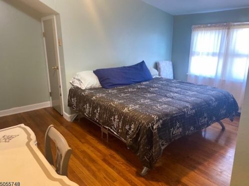 25 Columbus Ave, Belleville NJ 07109-2018 exterior