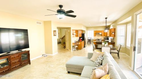 1736 Cathedral Rock Dr, Phoenix AZ 85048-9136 exterior