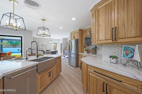 4233 Cholla St, Phoenix AZ  85029-3801 exterior