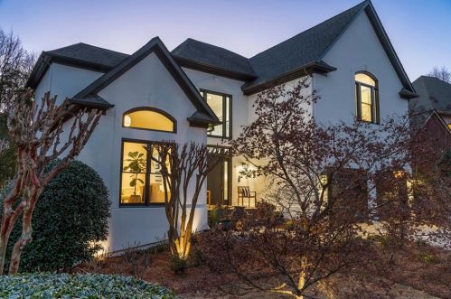 4640 Chardonnay Ct, Atlanta, GA 30338-5517