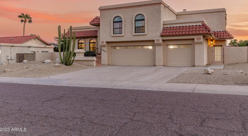 3835 Ahwatukee Dr, Phoenix AZ 85044-2033 exterior