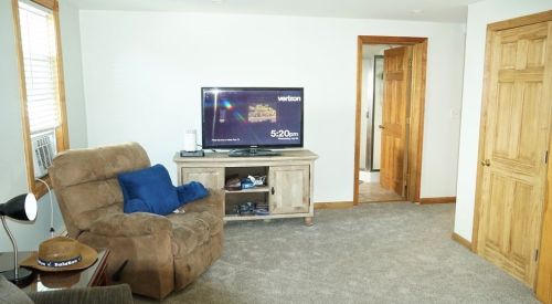 464 Cohannet St, Taunton MA 02780-4523 exterior