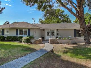 3901 Elm St, Phoenix AZ  85018-3615 exterior