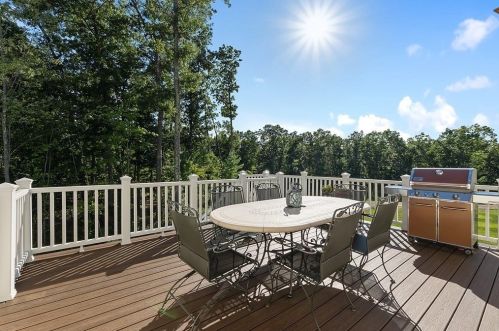 71 Pinetree Dr, Methuen MA 01844-1268 exterior