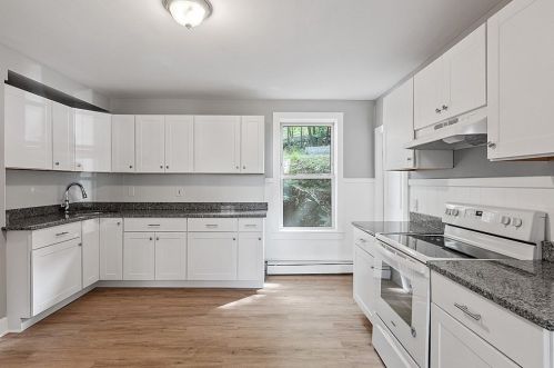 96 Park Ave, Royalston MA  01331-2518 exterior