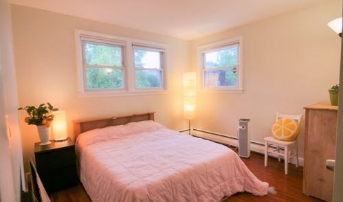 110 Farwell St, Newton MA 02460-1051 exterior