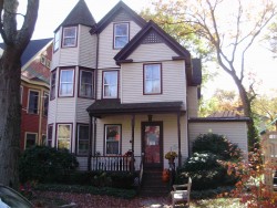 20 Albion Pl, Newton, MA 02459-2144