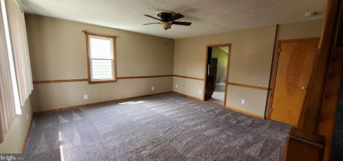 13 Cordelia Ave, West Deptford NJ  08093-2012 exterior