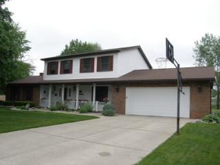 7710 Laurie Ln, Saginaw MI  48609-4910 exterior