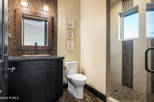 8449 Silver Crk Rd, Park City UT exterior