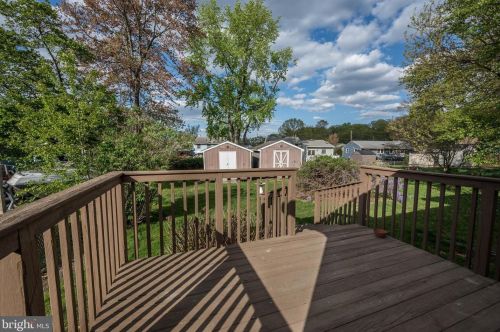 213 Florence Ave, West Deptford NJ  08093-2025 exterior