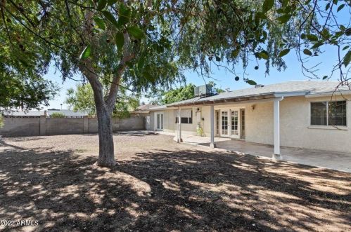 7207 35 Dr, Phoenix AZ 85053-7611 exterior