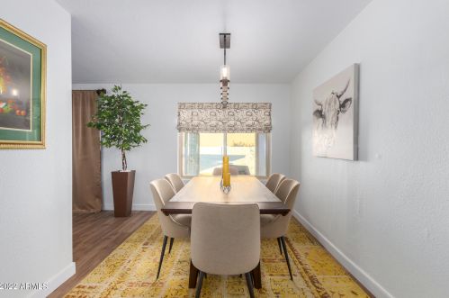 3220 Cinnabar Ave, Phoenix AZ 85020-1815 exterior