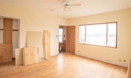 94 Langley St, Fall River MA 02720-4004 exterior