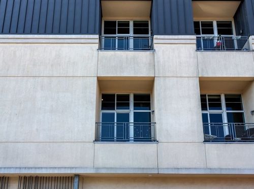 950 Broadway, Chelsea MA 02150-2282 exterior