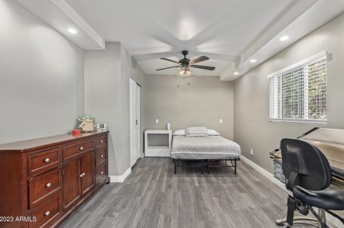 3407 44th Pl, Phoenix AZ  85018-6025 exterior