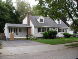 56 Albert Rd, Newton, MA 02466-1303