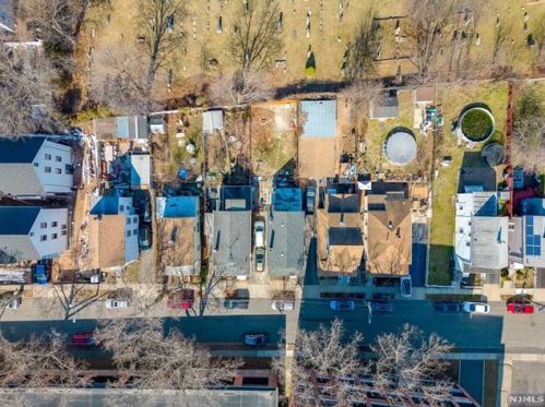 28 Bayard St, Belleville NJ 07109 exterior