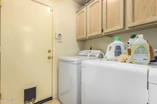 930 Annette Dr, Phoenix AZ 85022-1038 exterior