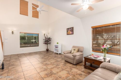 5213 16 Dr, Phoenix AZ 85015-1424 exterior