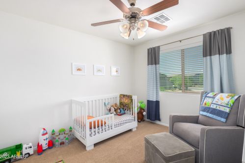 1735 Desperado Way, Phoenix AZ  85085-6329 exterior