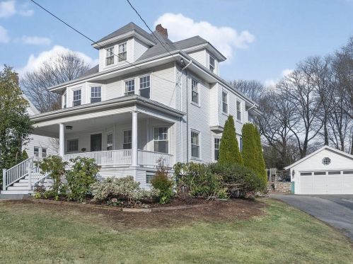 304 Parker St, Newton, MA 02459-2673