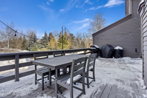 3036 Fawn Dr, Park City UT 84098-5368 exterior