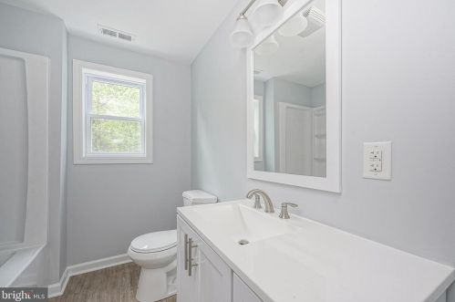 202 7th St, West Deptford NJ  08086-3125 exterior