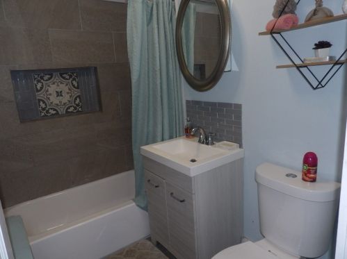 22 Carlisle St, Worcester MA 01602-3324 exterior